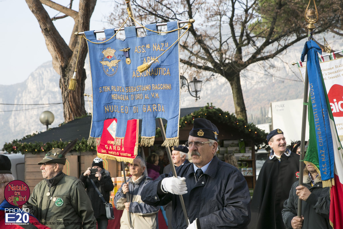 2015_012559_Natale_tra_gli_olivi