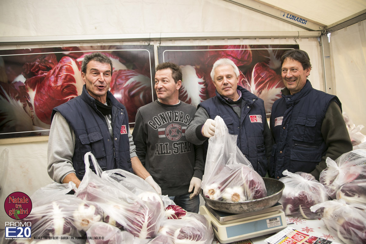 2015_012589_Natale_tra_gli_olivi