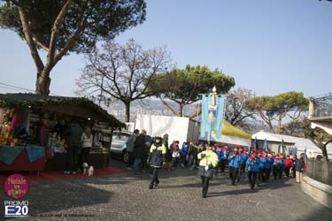 2015_012556_Natale_tra_gli_olivi