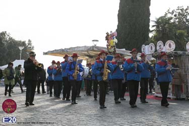 2015_012560_Natale_tra_gli_olivi