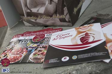 2015_012661_Natale_tra_gli_olivi