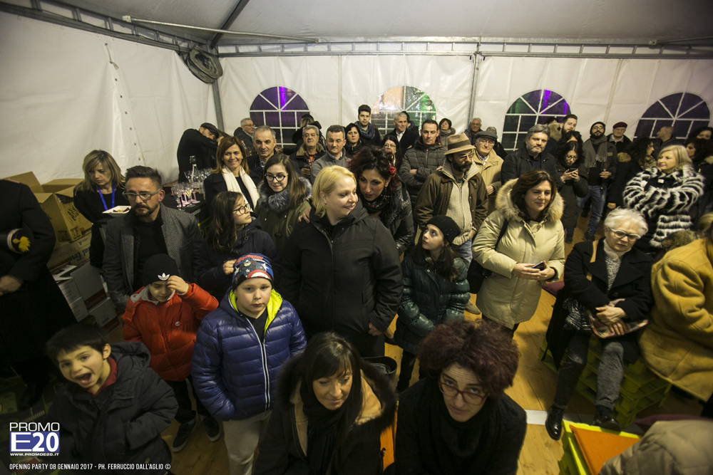 2017_001117-OpeningParty