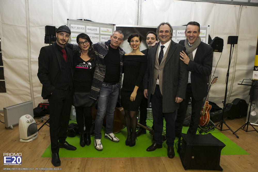 2017_001220-OpeningParty