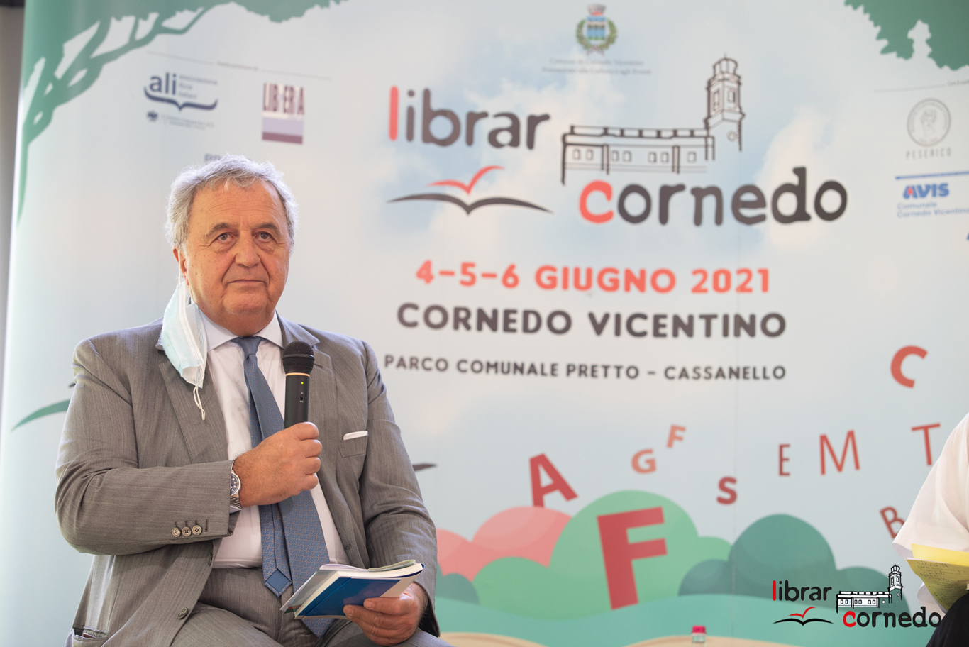 LibrarCornedo2021-0120