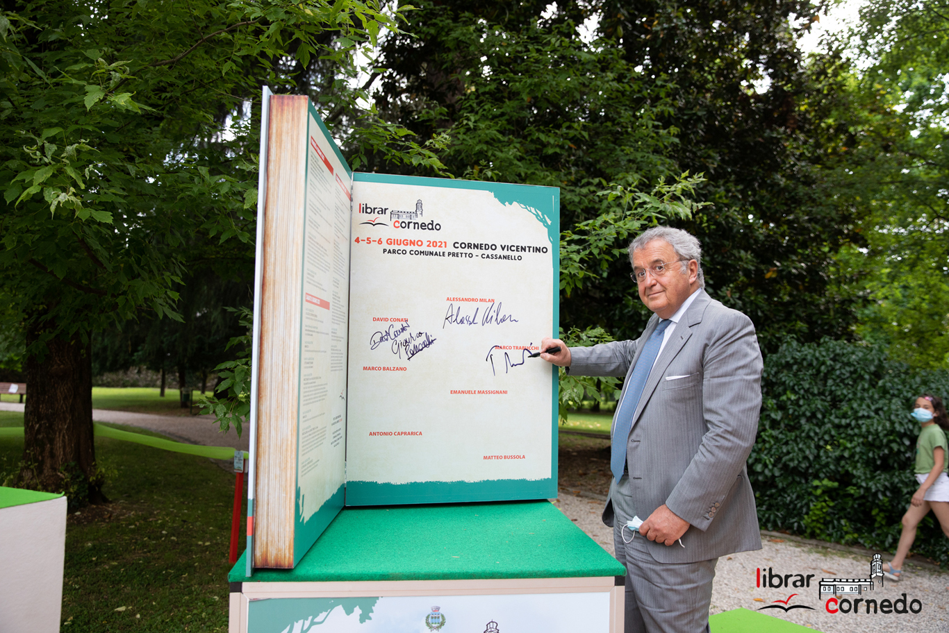 LibrarCornedo2021-0142