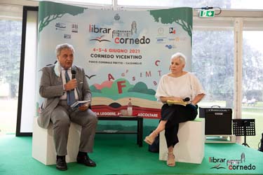 LibrarCornedo2021-0117