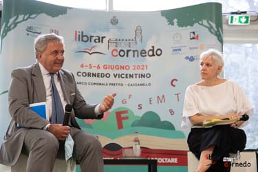 LibrarCornedo2021-0122