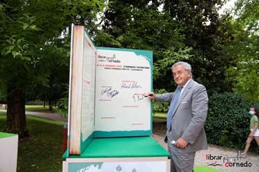 LibrarCornedo2021-0142