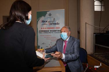 LibrarCornedo2021-0264
