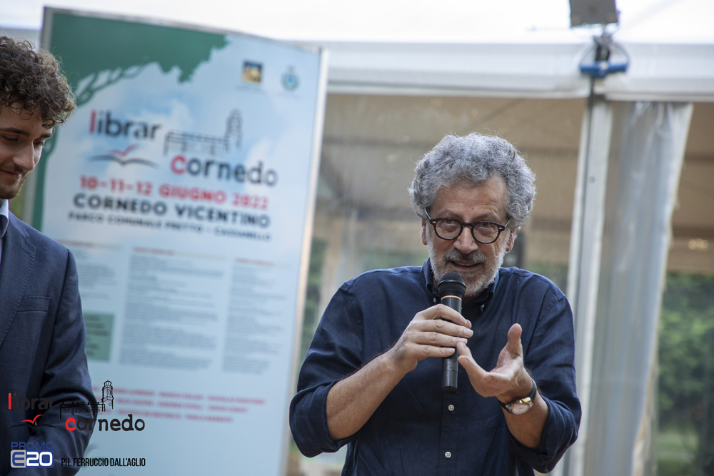 2022-LibrarCornedo-0102