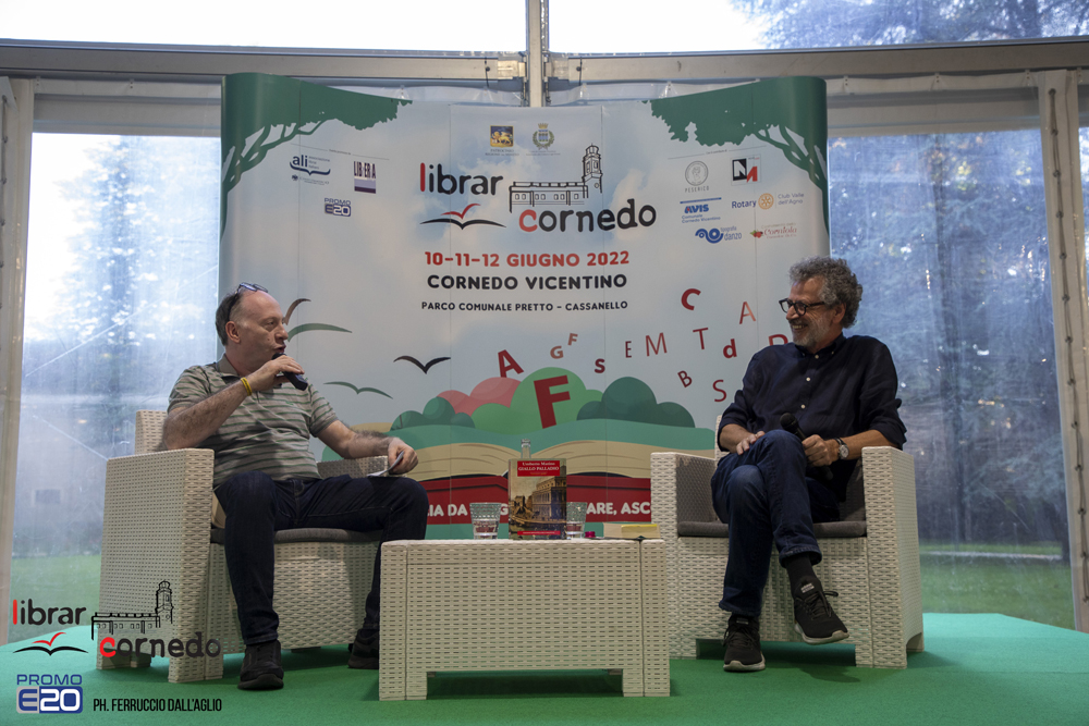 2022-LibrarCornedo-0228