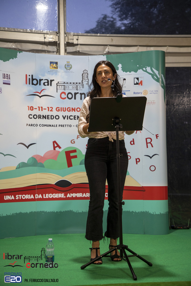 2022-LibrarCornedo-0310