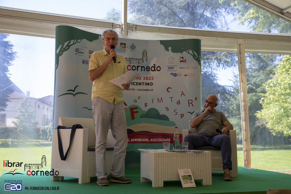 2022-LibrarCornedo-0381