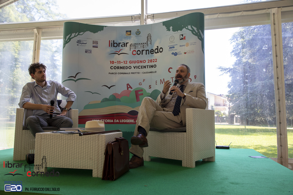 2022-LibrarCornedo-0525