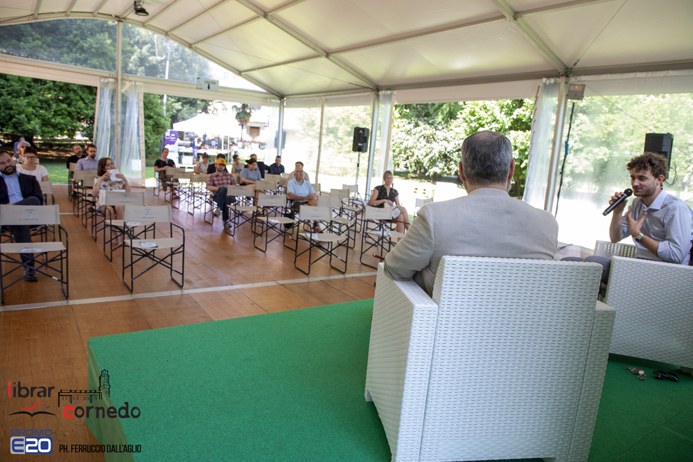 2022-LibrarCornedo-0541