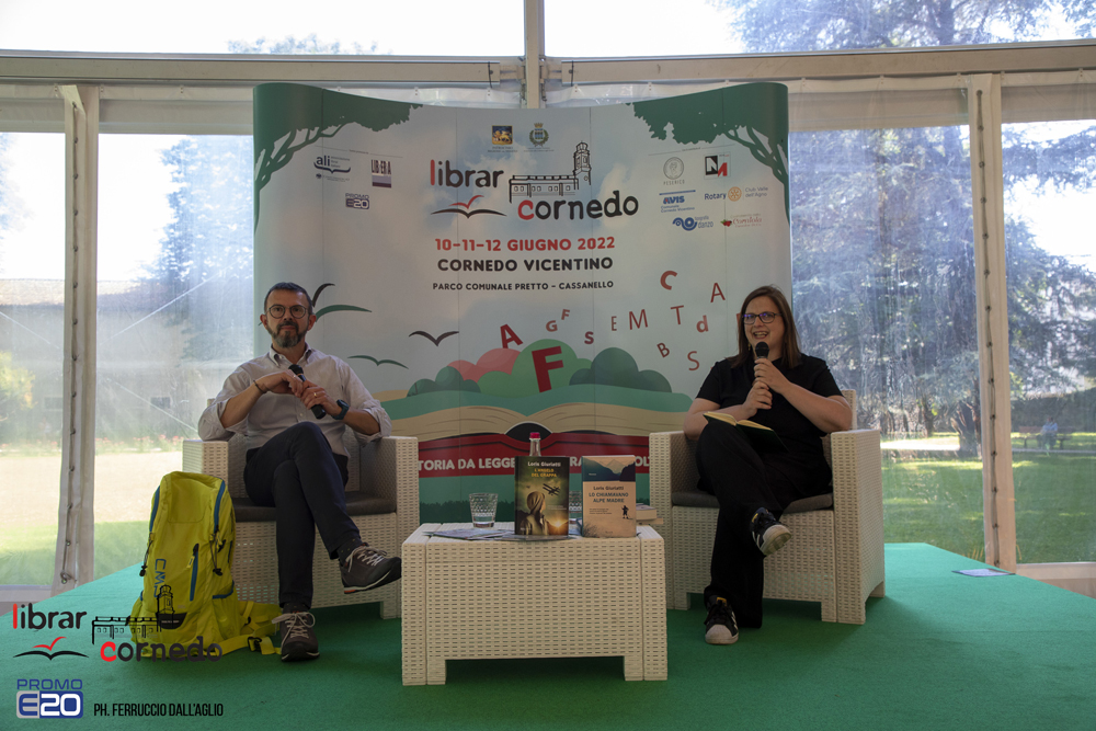 2022-LibrarCornedo-0616