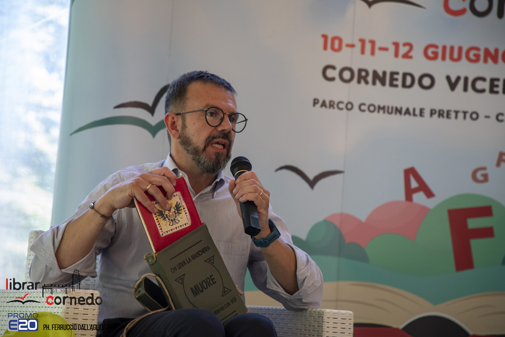 2022-LibrarCornedo-0647