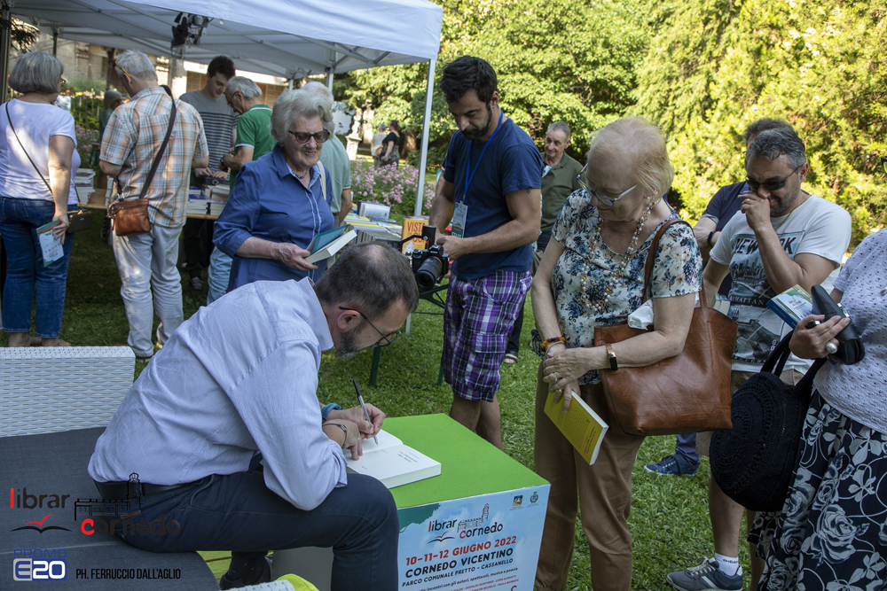 2022-LibrarCornedo-0673