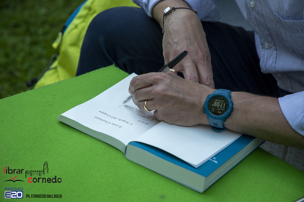2022-LibrarCornedo-0676