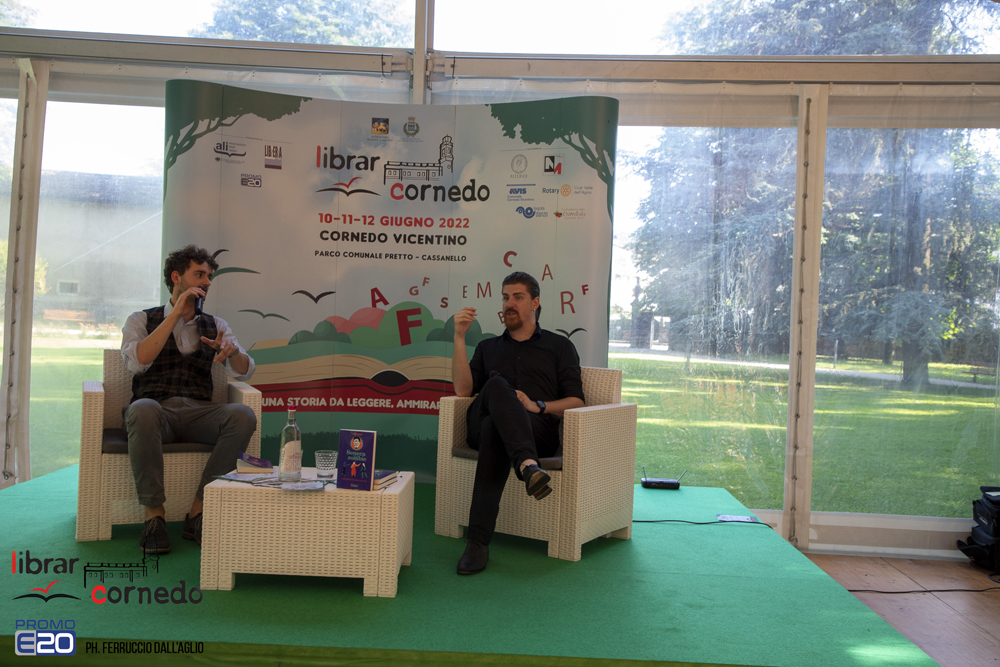 2022-LibrarCornedo-0689