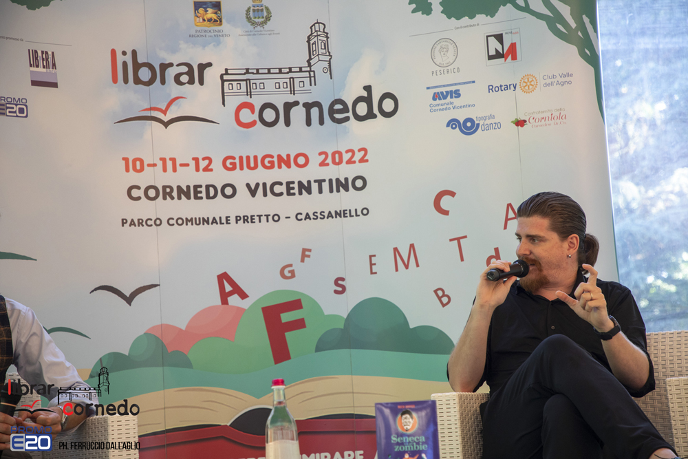 2022-LibrarCornedo-0703