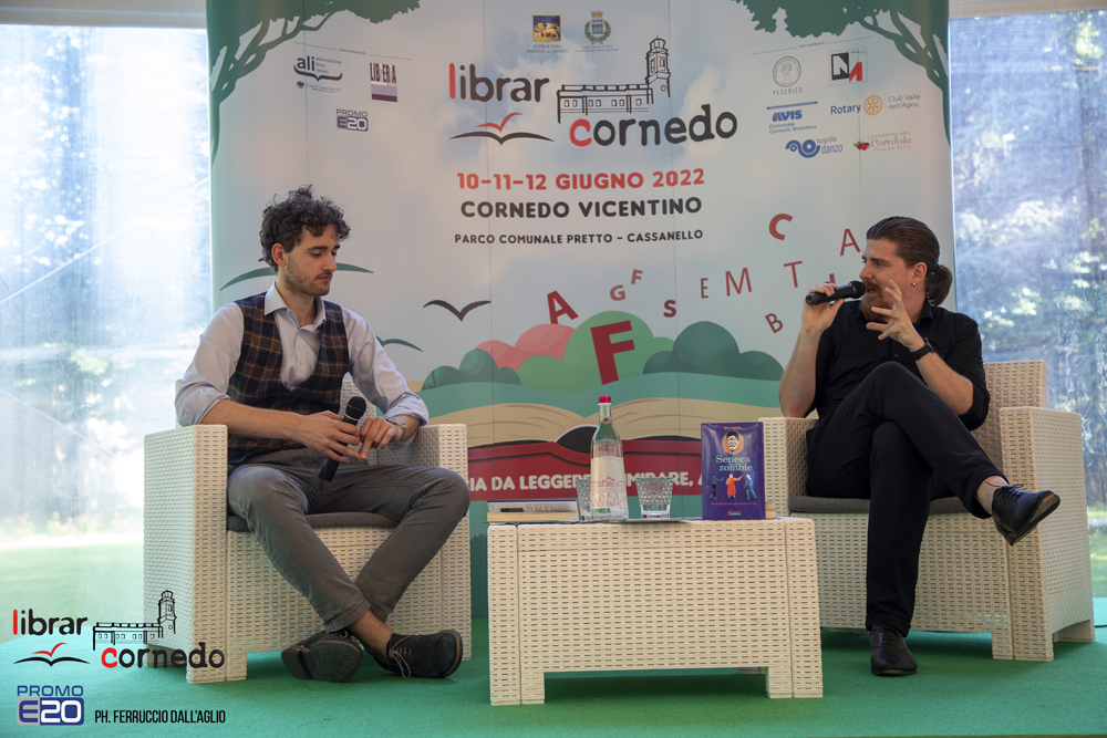 2022-LibrarCornedo-0712