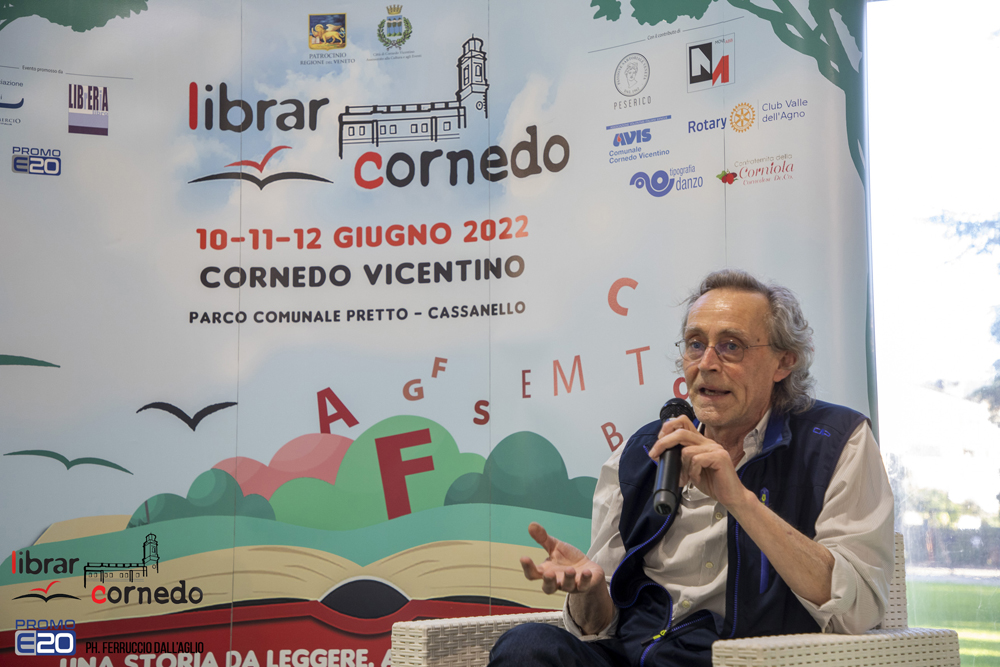 2022-LibrarCornedo-0844