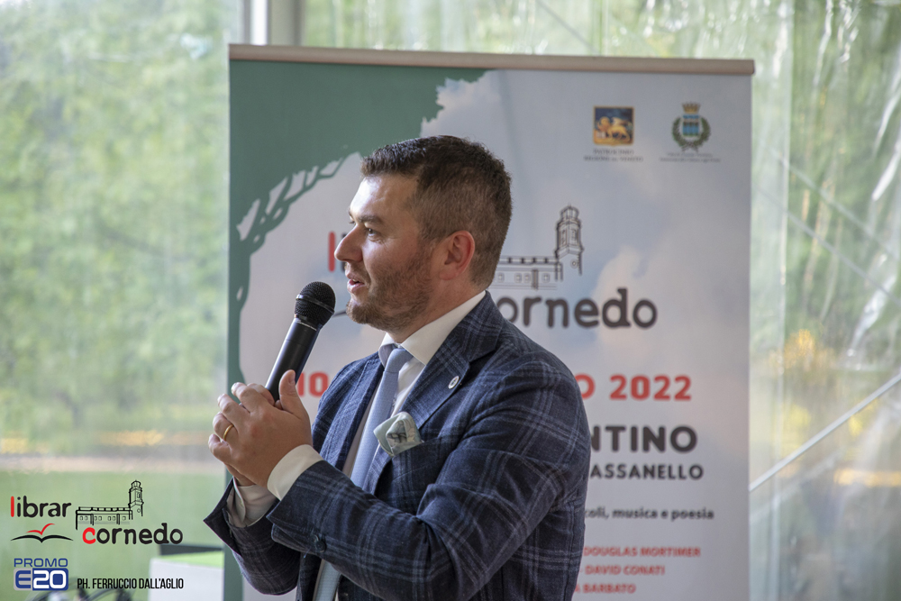 2022-LibrarCornedo-1307