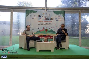 2022-LibrarCornedo-0180