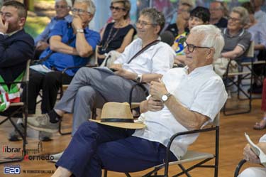 2022-LibrarCornedo-0254
