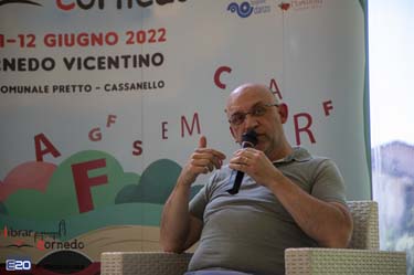2022-LibrarCornedo-0388