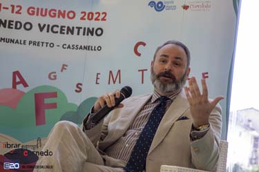 2022-LibrarCornedo-0497