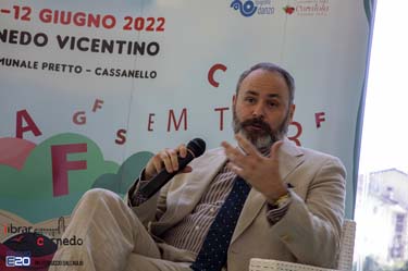 2022-LibrarCornedo-0498