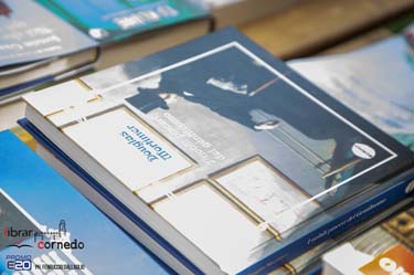 2022-LibrarCornedo-0548