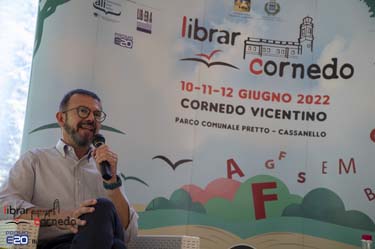 2022-LibrarCornedo-0642