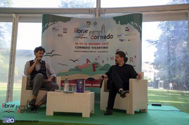 2022-LibrarCornedo-0696