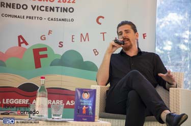 2022-LibrarCornedo-0698